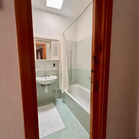 Casa Conte 2 *